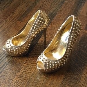 Steve Madden Awwesome Platform